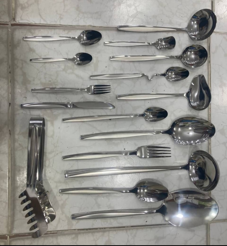 سرویس قاشق چنگال 24 نفره 144 پارچه یونیک